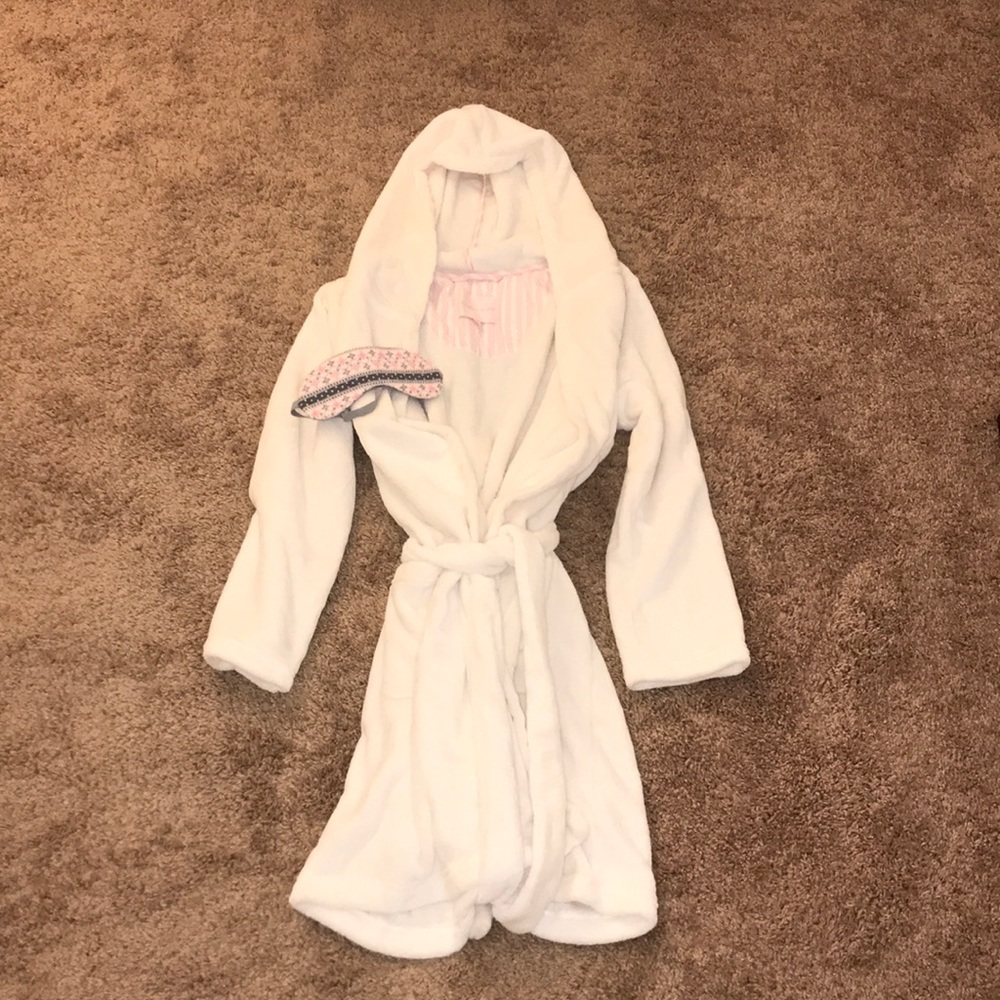 Victoria secret robe